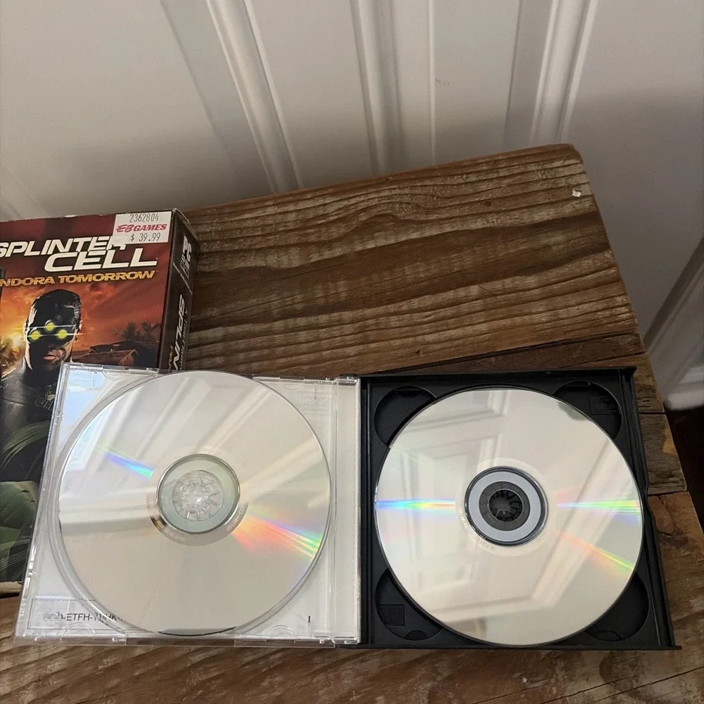 Tom Clancy's Splinter Cell: Pandora Tomorrow - PC 3 Disc Set